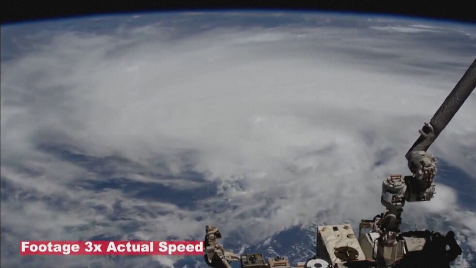НАСА разпространи снимки на бурята "Лаура" от Космоса