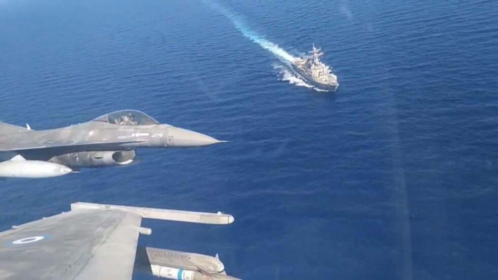 Гърция започва военно учение с истински боеприпаси в Средиземно море