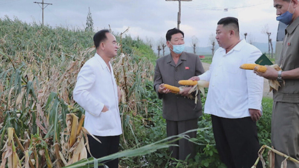 Ким Чен-ун доволен - тайфунът "Бави" не е нанесъл големи щети
