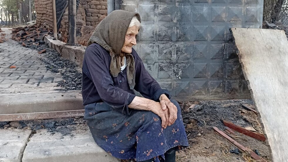 90-годишна жена остана без дом, след като огънят в Старосел го изпепели