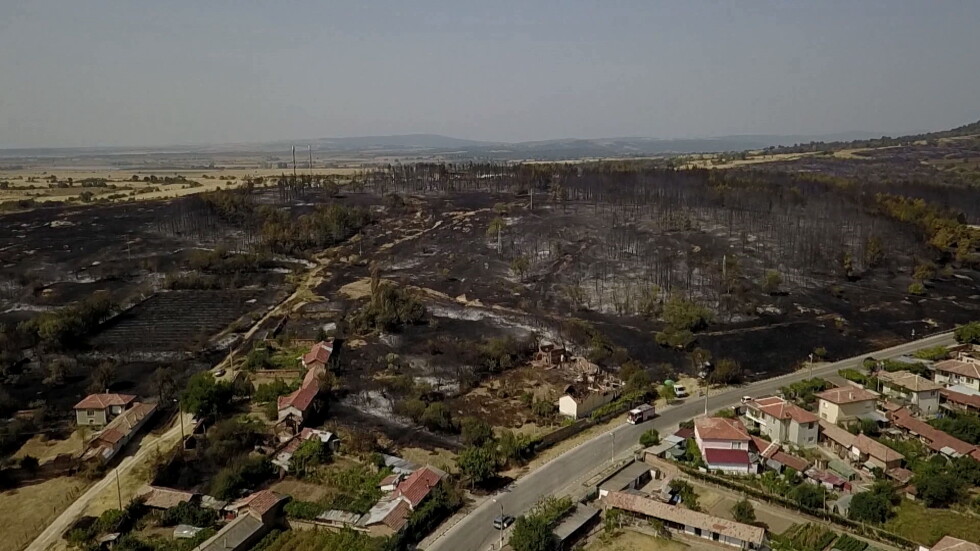 Ден на траур в Петрич и Кресна в памет на загиналите при големия горски пожар (ОБЗОР)