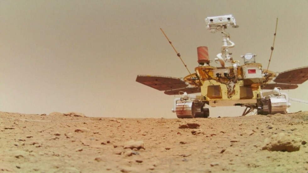 Китайският роувър "Чжужун" измина повече от километър на Марс