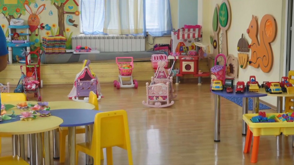 Почти двойно повече деца без места в детските градини ще получат компенсации