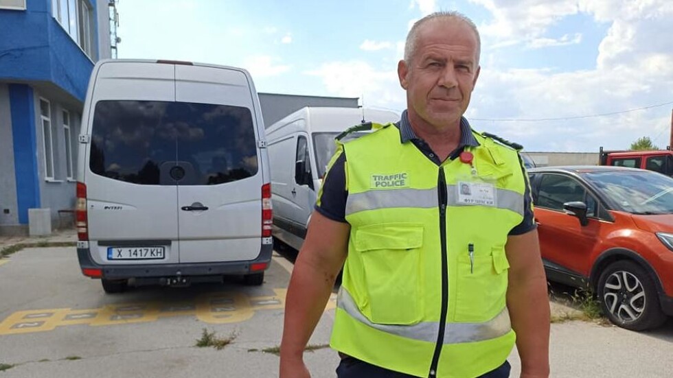 Полицаят, арестувал дрогирания шофьор в Пловдив: Опита се на два пъти да мине през мен 
