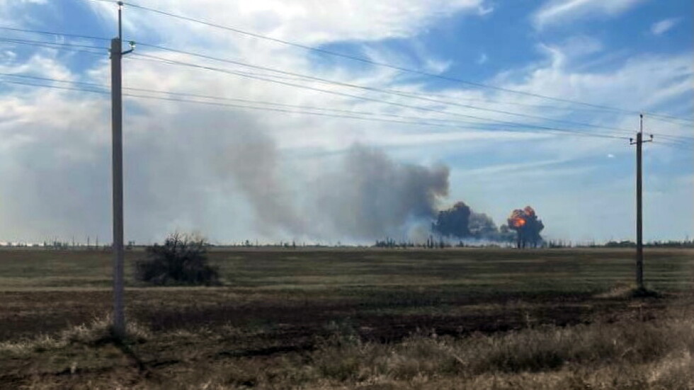 Украйна: 9 руски самолета са унищожени при експлозии в Крим 
