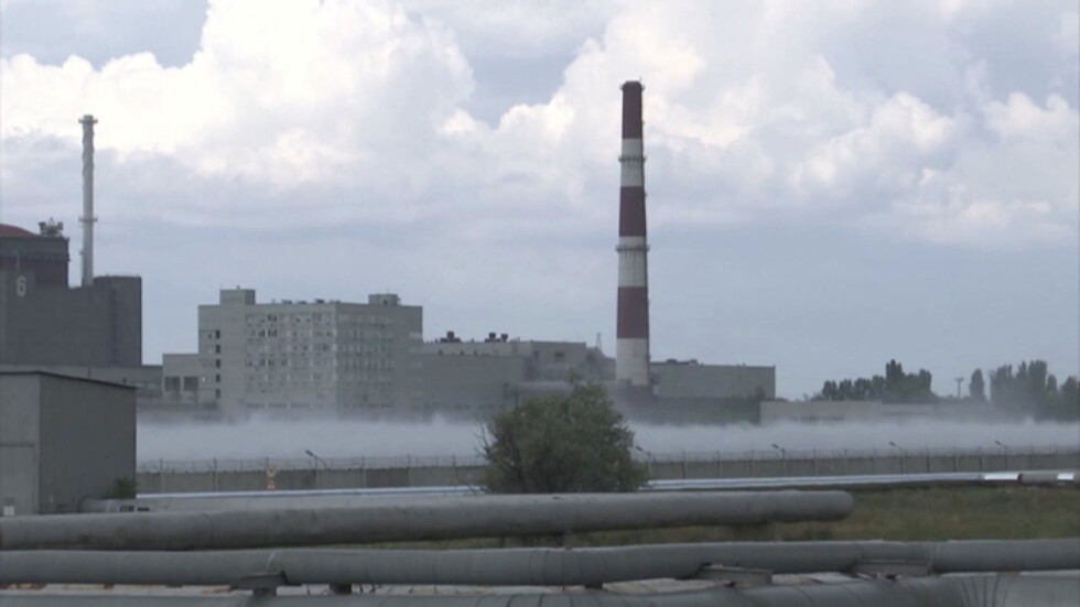 Нов обстрел в района на украинската атомна електроцентрала "Запорожие"