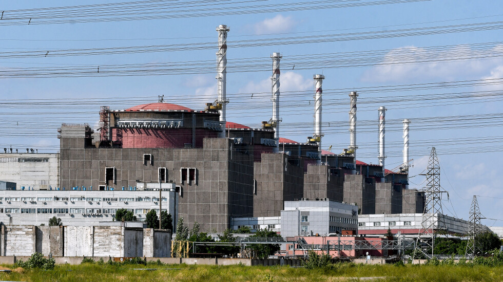 "Енергоатом": Русия напълно изключи захранването за АЕЦ "Запорожие" 