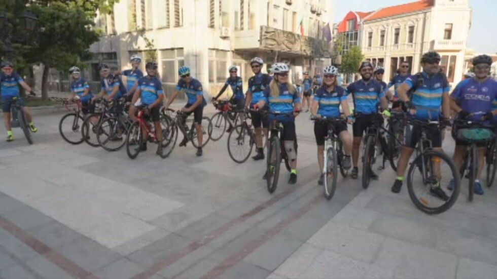 160 колоездачи тръгват от Видин към Дуранкулак, включи се и участник с едноколка