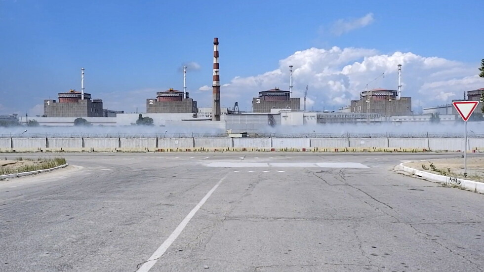 Москва: Реакторите на Запорожката АЕЦ са спрени