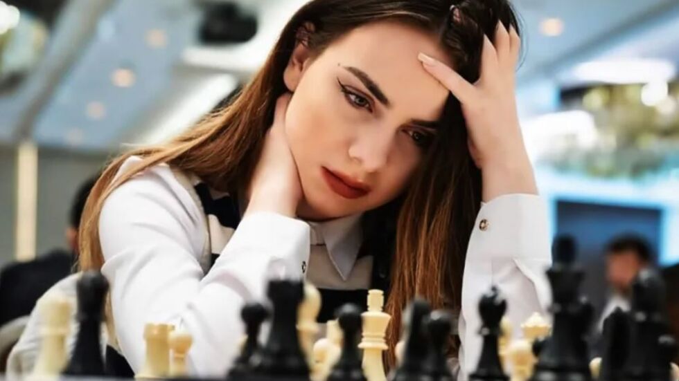 Нургюл Салимова - новата царица на родния шахмат (ВИДЕО)