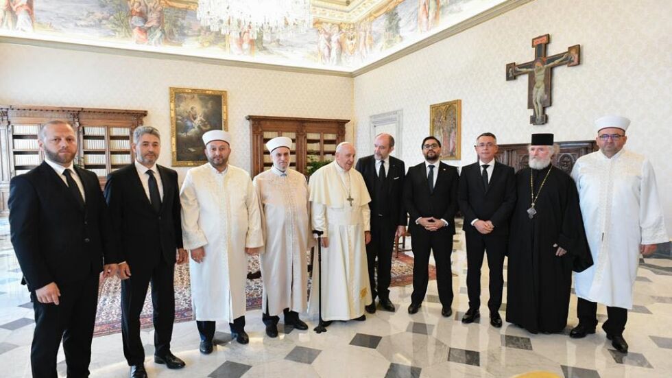 Ръководителят на мюсюлманското вероизповедание у нас се срещна с папа Франциск