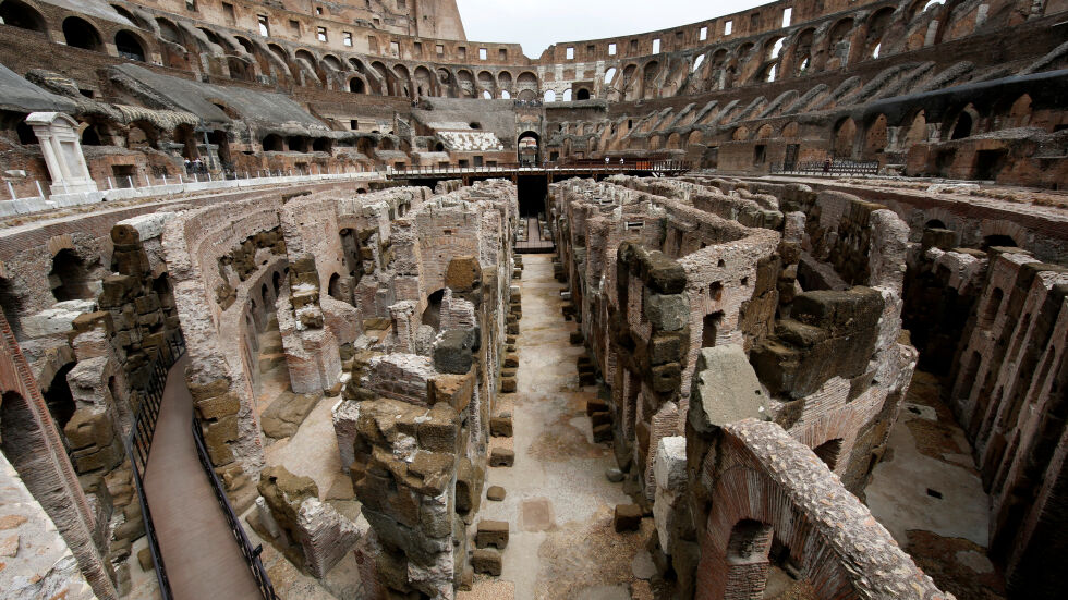 Нашествие на плъхове около Колизеума: Властите в Рим се борят с гризачите