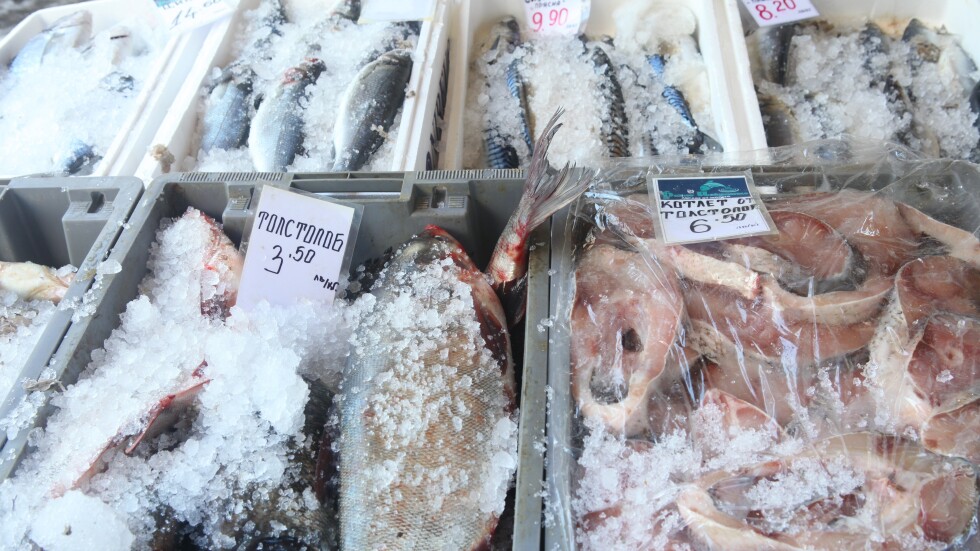 Как да познаем прясната риба на пазара?