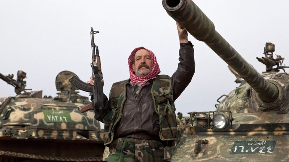 Турция обстрелва кюрдско селище в Сирия (ОБНОВЕНА)