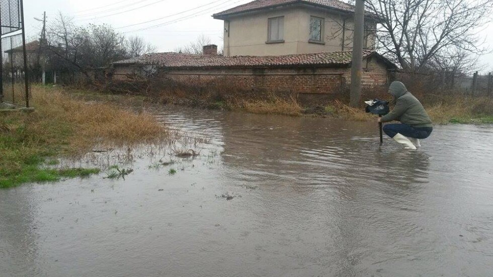 Потоп в Съединение, обявено е бедствено положение (СНИМКИ)