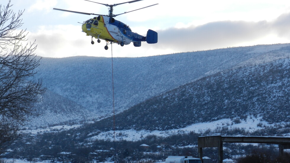 Хеликоптер отстрани най-голямата авария в Белоградчик (СНИМКИ)