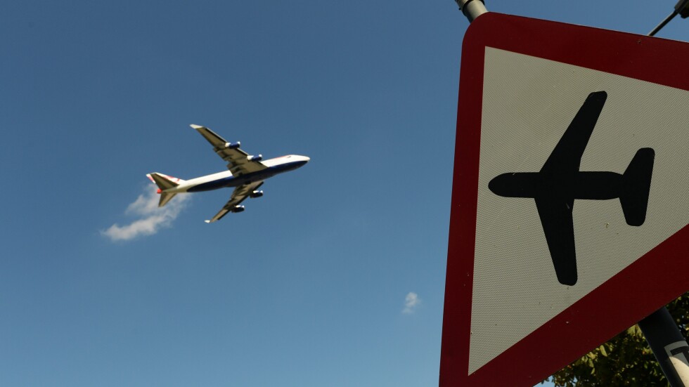България отказа въздушен коридор на руски самолети за Сирия