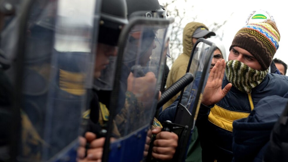 Операция на гръцката полиция на границата с Македония