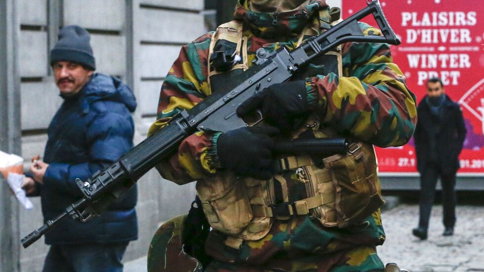 Терористите от Брюксел и Париж готвели нападения на Евро 2016 