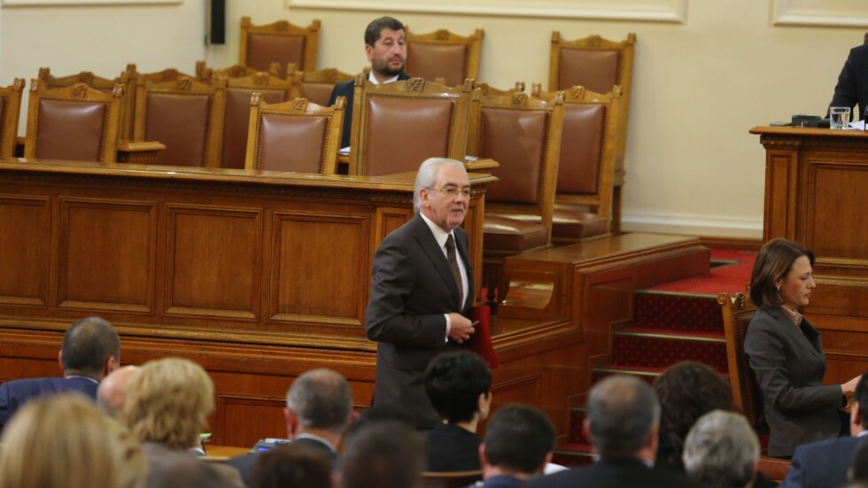 Обрат: Парламентът ще изслушва доклади на главния прокурор