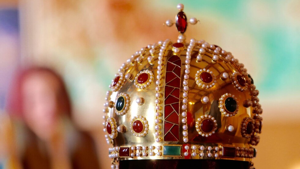 Вижте короната на Калоян (СНИМКИ)
