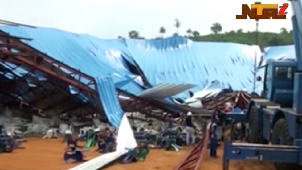 Най-малко 160 души загинаха при срутване на църква в Нигерия