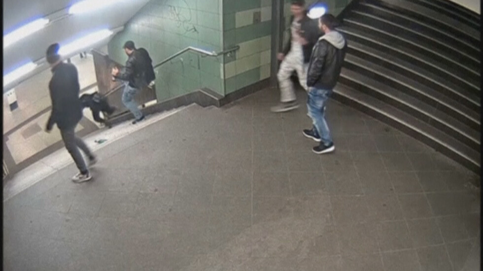 Задържаха в Германия нападателя от берлинското метро 