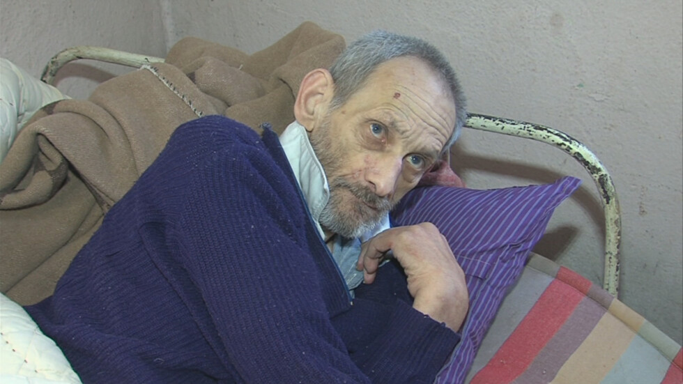 Болен мъж живее в пълна мизерия в Община Рила. Защо не получава помощ?