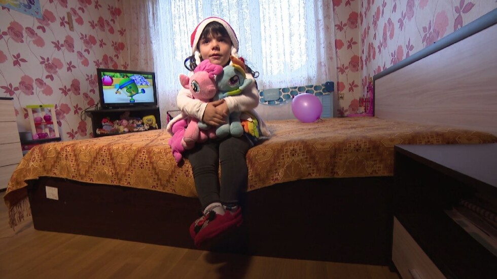 Как „Българската Коледа” промени живота на 5-годишната Александрина