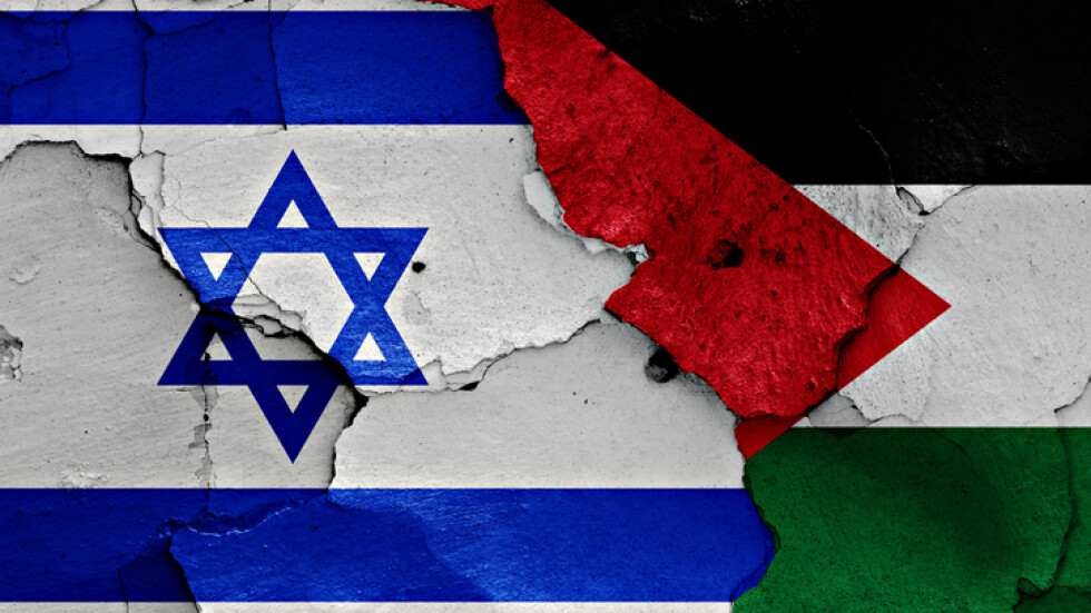Какво се случва около ивицата Газа и какво трябва да знаем за „Хамас“?