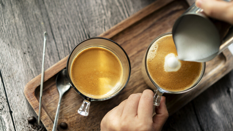 5 рецепти за сладкиши и напитки с кафе, които ще ви стоплят и събудят