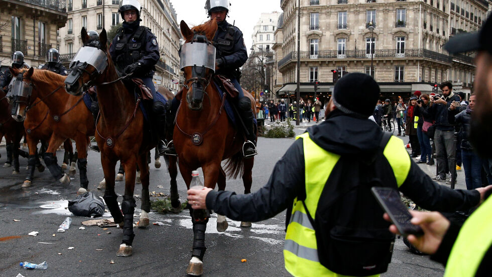 Ескалация на напрежението в Париж