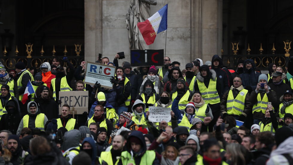 Поредна събота: „Жълтите жилетки” отново протестират в Париж