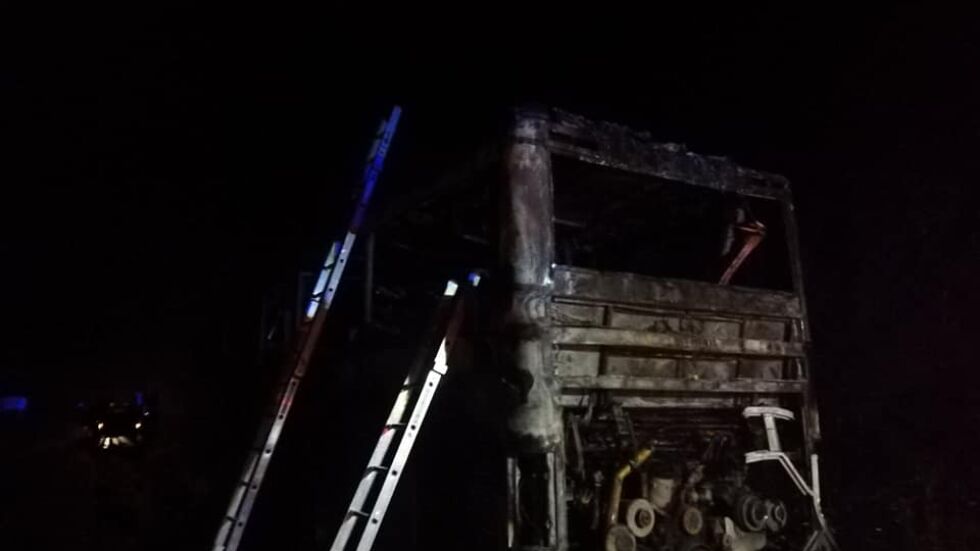 Автобус с  51 пътници се запали близо до Бургас