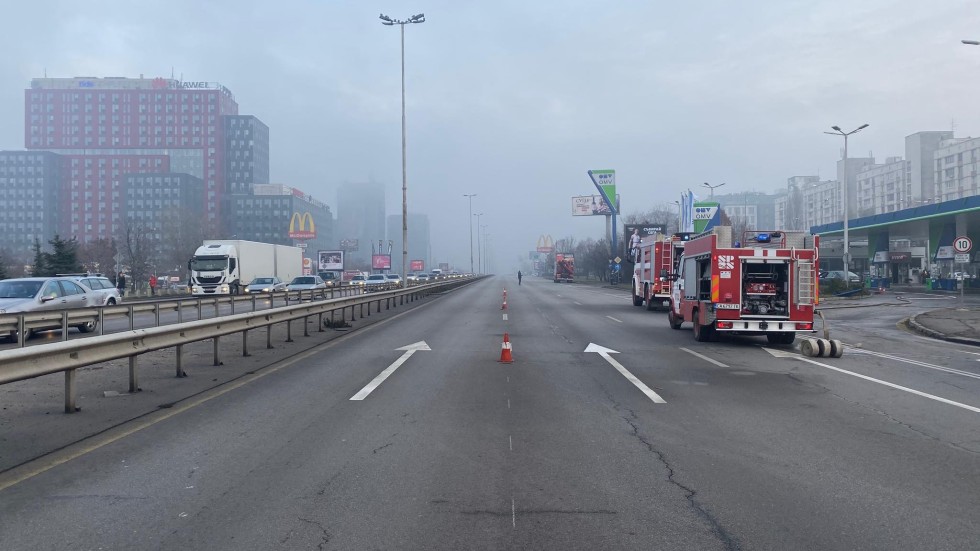 Отцепиха "Цариградско шосе" заради катастрофа на бензиностанция