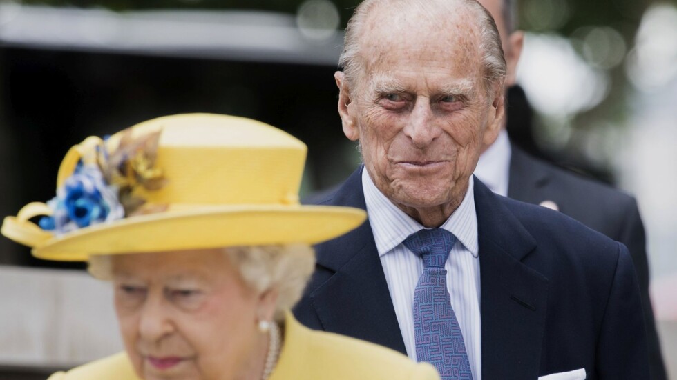 Принц Филип, съпругът на британската кралица, е приет в болница