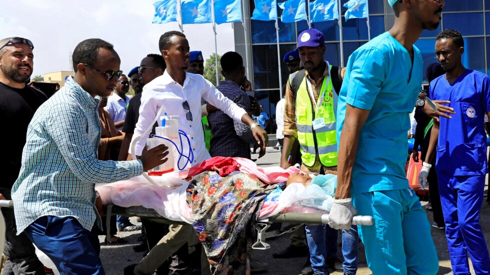 Жертвите на атентата в Сомалия са вече над 90
