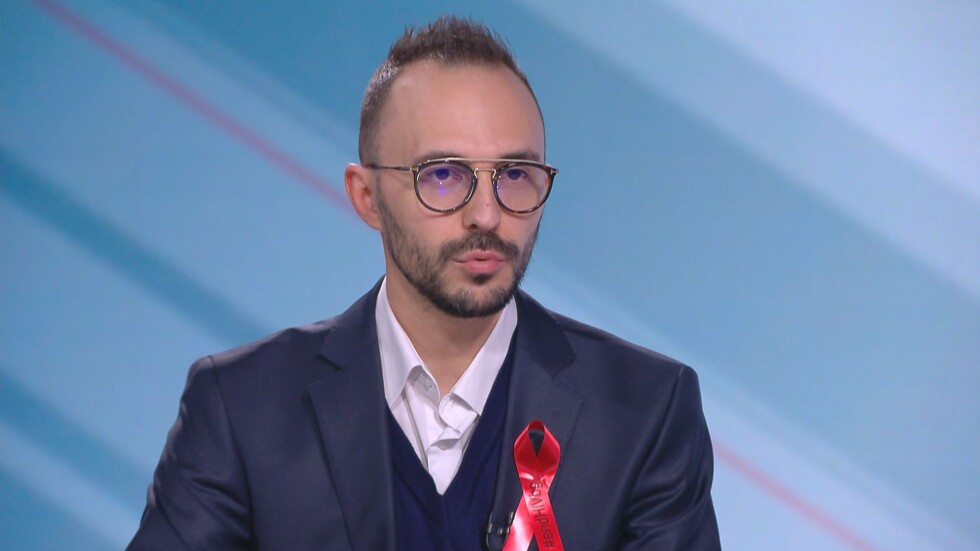 Момчил Баев: Заради COVID-19 кабинетите за тестване за СПИН не работят