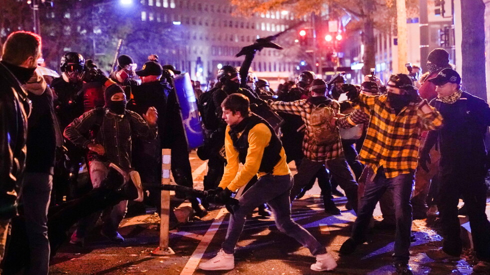 Сблъсъци във Вашингтон след протест в подкрепа на Тръмп