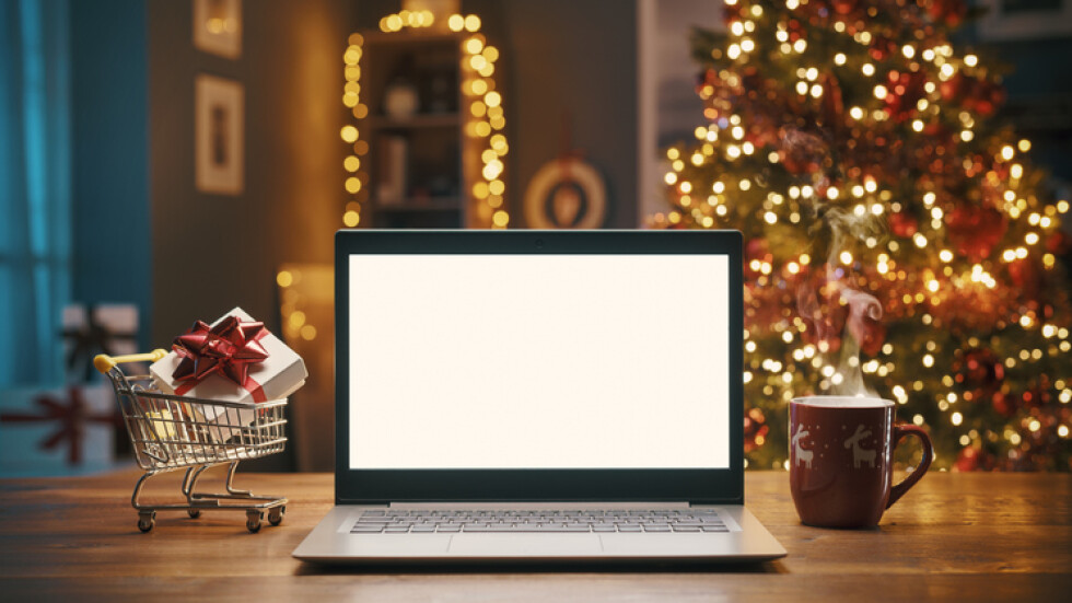 Онлайн пазаруване преди Коледа: Куриерските фирми не смогват с поръчките