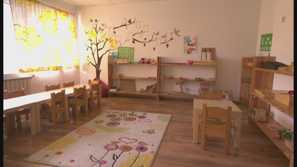Помощта за малкия бизнес: Детски център кандидатства през май и чака 7 месеца  за отказ
