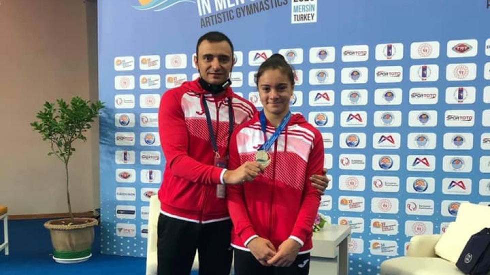 Валентина Георгиева със сребро от европейското по гимнастика