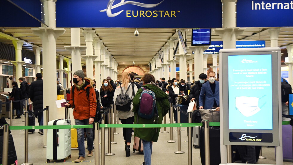 Забраната за полети: Как беше посрещната от българите във Великобритания?