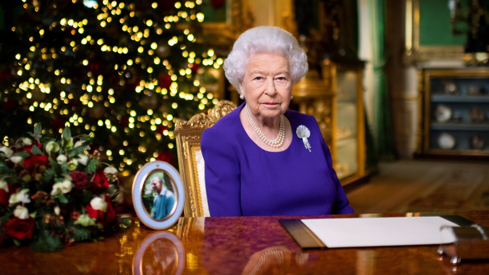 Речта на кралицата: Елизабет Втора благодари на медиците и на хората на науката