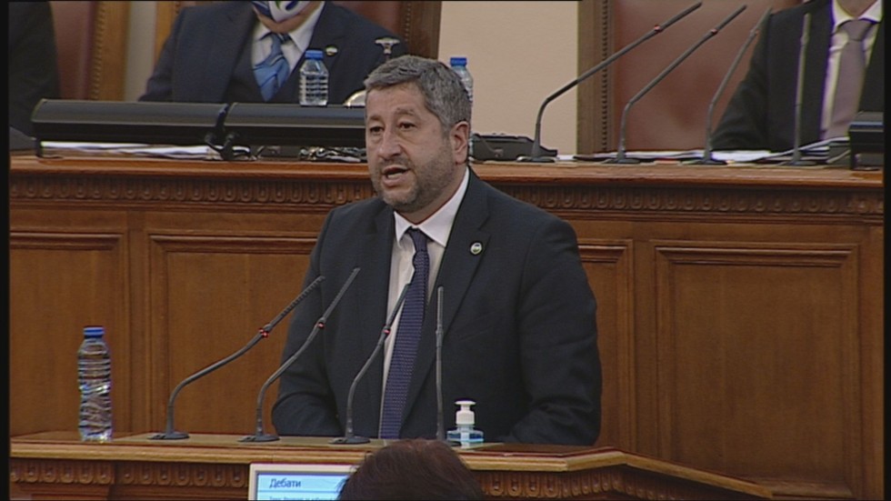 Иванов предлага временна комисия да обсъди възможностите за промени в Конституцията