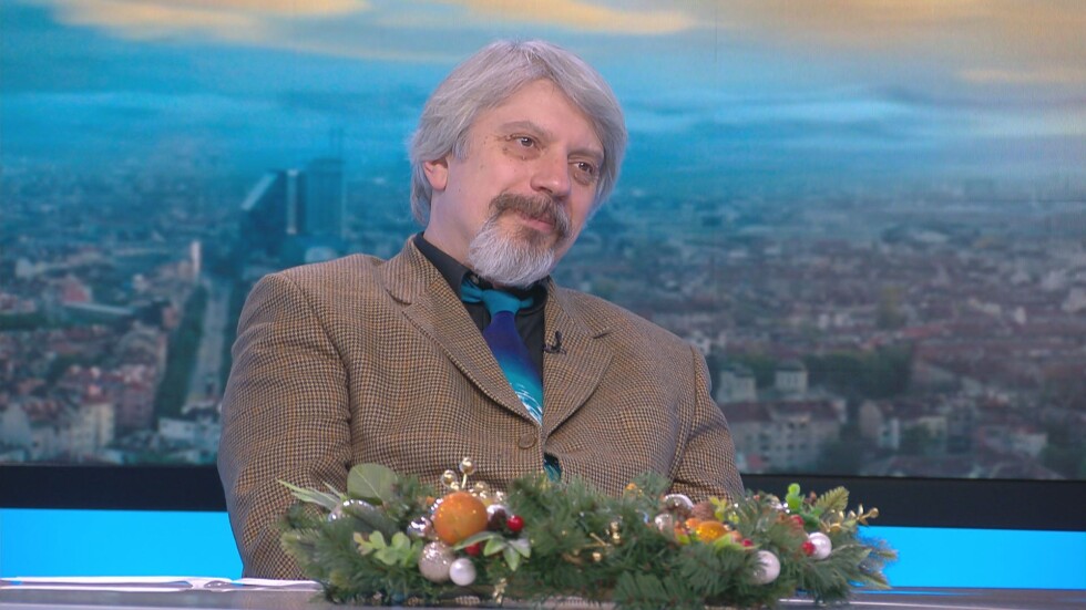 Николай Витанов: „Омикрон“ го няма, но ще влезе по празниците