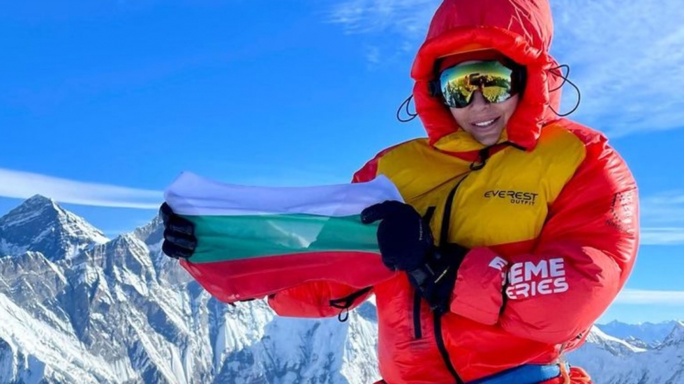 Как Силвия Аздреева изкачи връх Ама Даблам (6812 м) в Хималаите без подготовка (ВИДЕО)