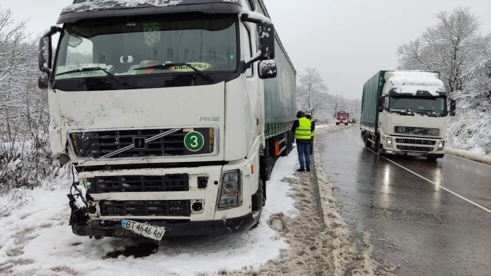 Двама загинали при тежка катастрофа на пътя Русе - Бяла