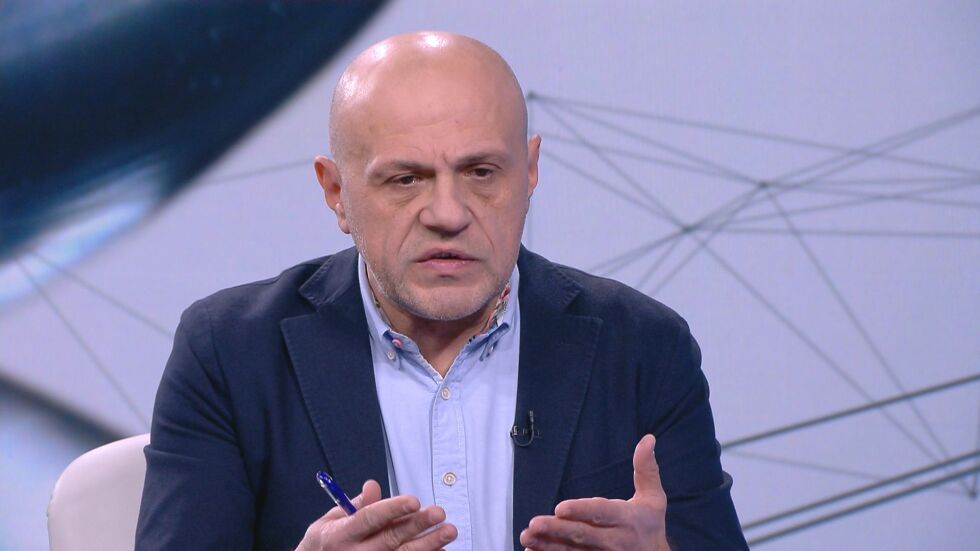 Томислав Дончев: Кабинетът може да мине с подкрепата на всички и с подкрепата на никой