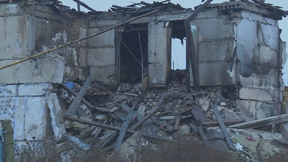 „Дойде руският мир и ми унищожи къщата“: Екип на bTV в едно от освободените села в Херсонска област